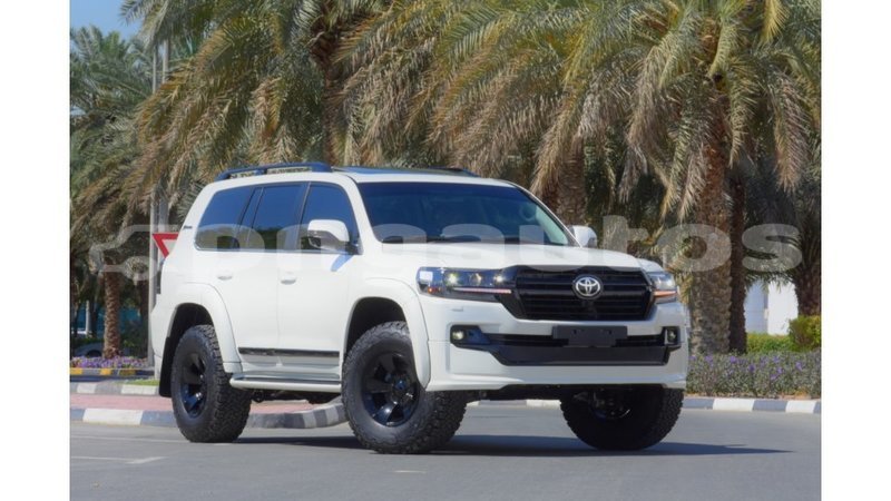 Big with watermark toyota land cruiser enga import dubai 4270