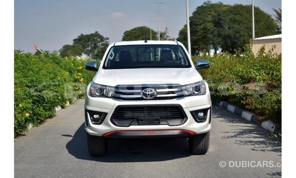 Buy Import Toyota Hilux White Car in Import - Dubai in Enga Buy Import Toyota Hilux White Car in Import - Dubai in Enga