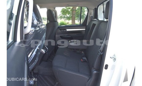 Buy Import Toyota Hilux White Car in Import - Dubai in Enga Buy Import Toyota Hilux White Car in Import - Dubai in Enga
