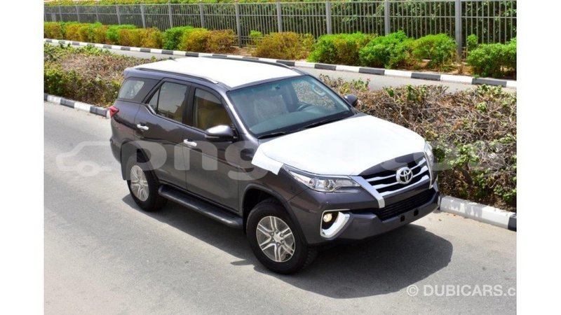Big with watermark toyota fortuner enga import dubai 4274