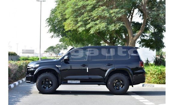 Buy Import Toyota Land Cruiser Black Car in Import - Dubai in Enga Buy Import Toyota Land Cruiser Black Car in Import - Dubai in Enga