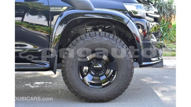 Big with watermark toyota land cruiser enga import dubai 4280