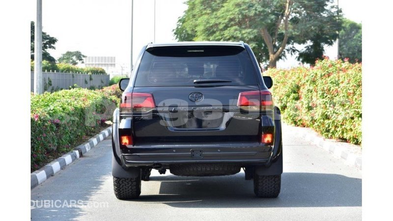 Big with watermark toyota land cruiser enga import dubai 4280
