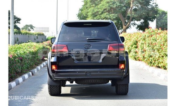 Buy Import Toyota Land Cruiser Black Car in Import - Dubai in Enga Buy Import Toyota Land Cruiser Black Car in Import - Dubai in Enga