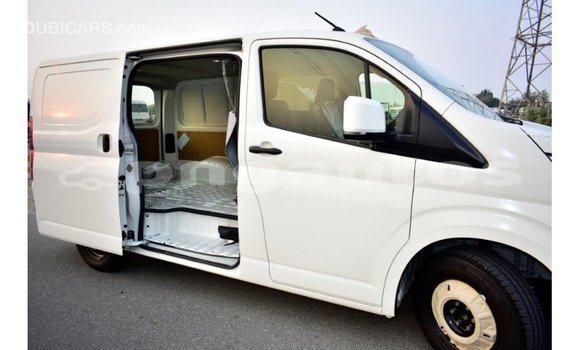 Buy Import Toyota Hiace White Car in Import - Dubai in Enga Buy Import Toyota Hiace White Car in Import - Dubai in Enga