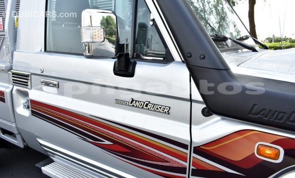 Buy Import Toyota Land Cruiser Other Car in Import - Dubai in Enga Buy Import Toyota Land Cruiser Other Car in Import - Dubai in Enga