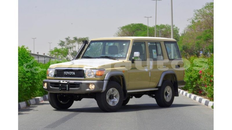 Big with watermark toyota land cruiser enga import dubai 4284