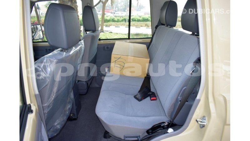 Big with watermark toyota land cruiser enga import dubai 4284