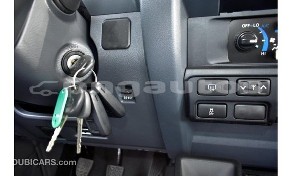 Buy Import Toyota Land Cruiser Beige Car in Import - Dubai in Enga Buy Import Toyota Land Cruiser Beige Car in Import - Dubai in Enga