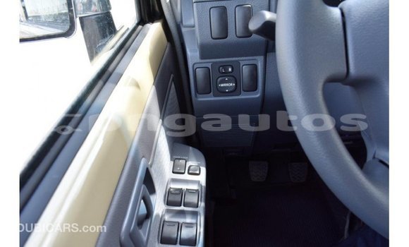 Buy Import Toyota Land Cruiser Beige Car in Import - Dubai in Enga Buy Import Toyota Land Cruiser Beige Car in Import - Dubai in Enga