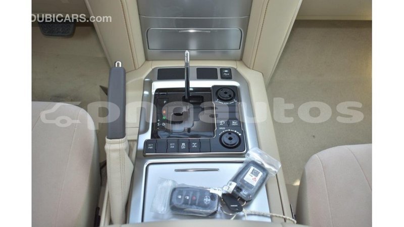 Big with watermark toyota land cruiser enga import dubai 4285