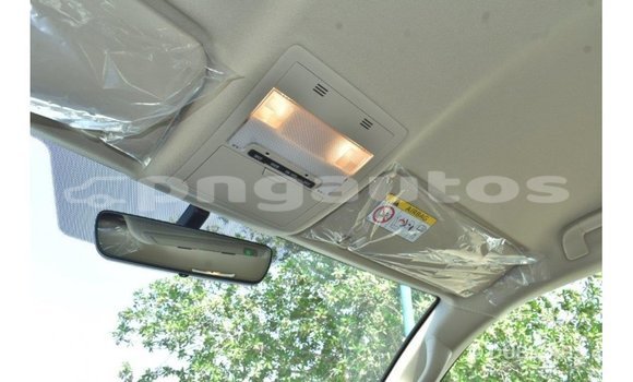 Buy Import Toyota Land Cruiser White Car in Import - Dubai in Enga Buy Import Toyota Land Cruiser White Car in Import - Dubai in Enga