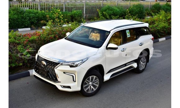 Buy Import Toyota Fortuner White Car in Import - Dubai in Enga Buy Import Toyota Fortuner White Car in Import - Dubai in Enga