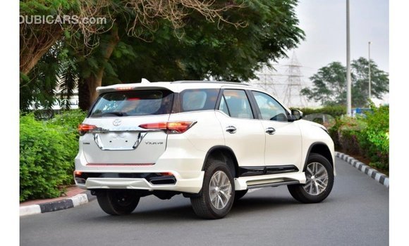 Buy Import Toyota Fortuner White Car in Import - Dubai in Enga Buy Import Toyota Fortuner White Car in Import - Dubai in Enga