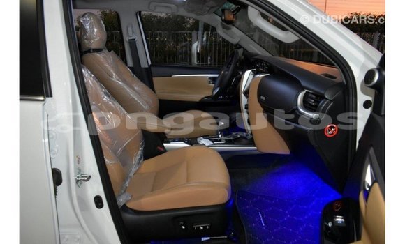 Buy Import Toyota Fortuner White Car in Import - Dubai in Enga Buy Import Toyota Fortuner White Car in Import - Dubai in Enga