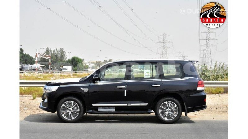 Big with watermark toyota land cruiser enga import dubai 4287