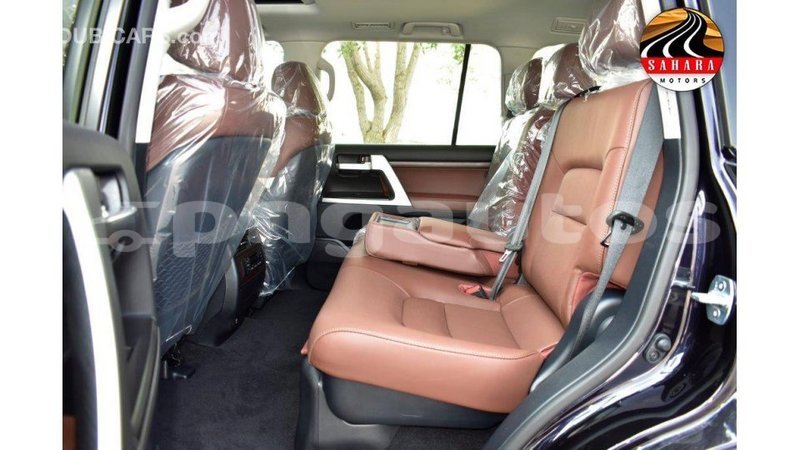 Big with watermark toyota land cruiser enga import dubai 4287