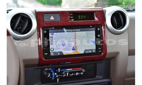 Buy Import Toyota Land Cruiser Beige Car in Import - Dubai in Enga Buy Import Toyota Land Cruiser Beige Car in Import - Dubai in Enga