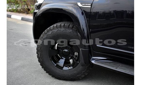 Buy Import Toyota Land Cruiser Black Car in Import - Dubai in Enga Buy Import Toyota Land Cruiser Black Car in Import - Dubai in Enga