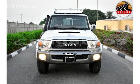 Buy Import Toyota Land Cruiser Other Car in Import - Dubai in Enga Buy Import Toyota Land Cruiser Other Car in Import - Dubai in Enga
