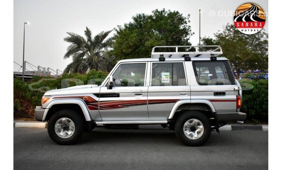 Buy Import Toyota Land Cruiser Other Car in Import - Dubai in Enga Buy Import Toyota Land Cruiser Other Car in Import - Dubai in Enga