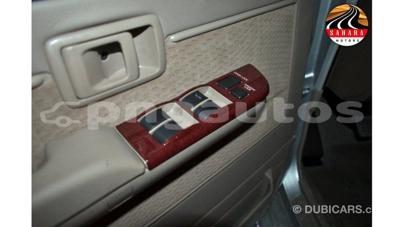 Big with watermark toyota land cruiser enga import dubai 4303