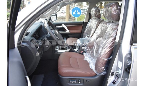 Buy Import Toyota Land Cruiser Other Car in Import - Dubai in Enga Buy Import Toyota Land Cruiser Other Car in Import - Dubai in Enga