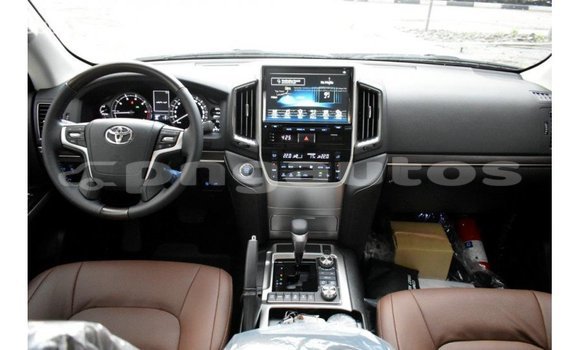 Buy Import Toyota Land Cruiser Other Car in Import - Dubai in Enga Buy Import Toyota Land Cruiser Other Car in Import - Dubai in Enga