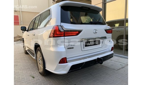 Buy Import Lexus LX White Car in Import - Dubai in Enga Buy Import Lexus LX White Car in Import - Dubai in Enga