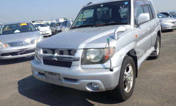 Buy Used Mitsubishi Pajero iO Silver Car in Port Moresby in National Capital District Buy Used Mitsubishi Pajero iO Silver Car in Port Moresby in National Capital District