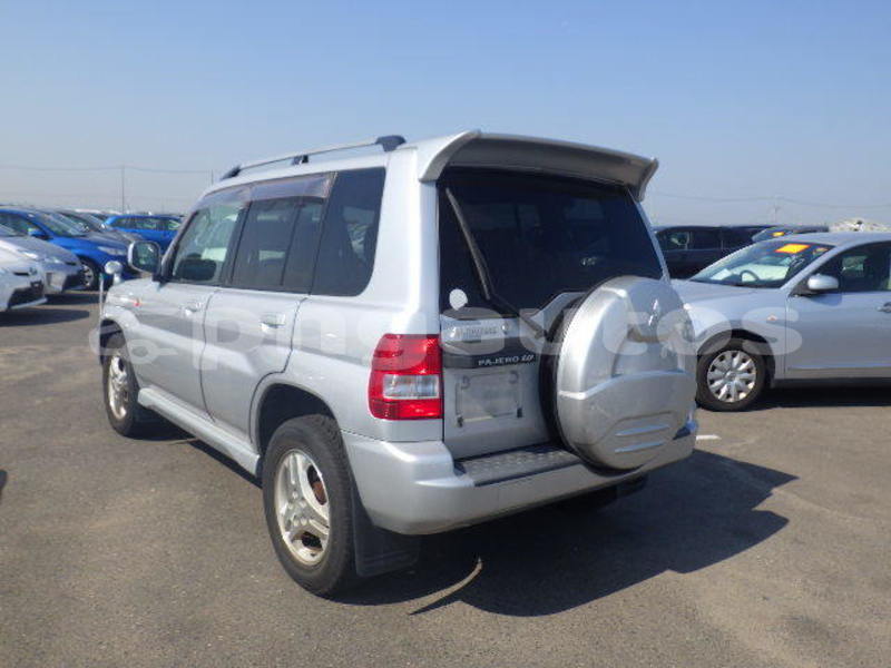 Big with watermark mitsubishi pajero io national capital district port moresby 4311