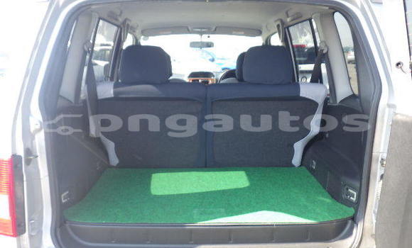 Buy Used Mitsubishi Pajero iO Silver Car in Port Moresby in National Capital District Buy Used Mitsubishi Pajero iO Silver Car in Port Moresby in National Capital District