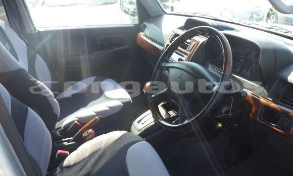 Buy Used Mitsubishi Pajero iO Silver Car in Port Moresby in National Capital District Buy Used Mitsubishi Pajero iO Silver Car in Port Moresby in National Capital District