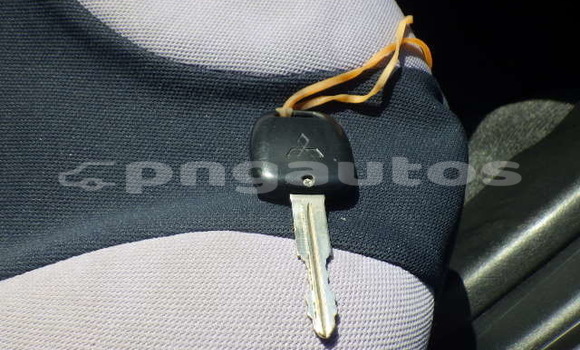 Buy Used Mitsubishi Pajero iO Silver Car in Port Moresby in National Capital District Buy Used Mitsubishi Pajero iO Silver Car in Port Moresby in National Capital District