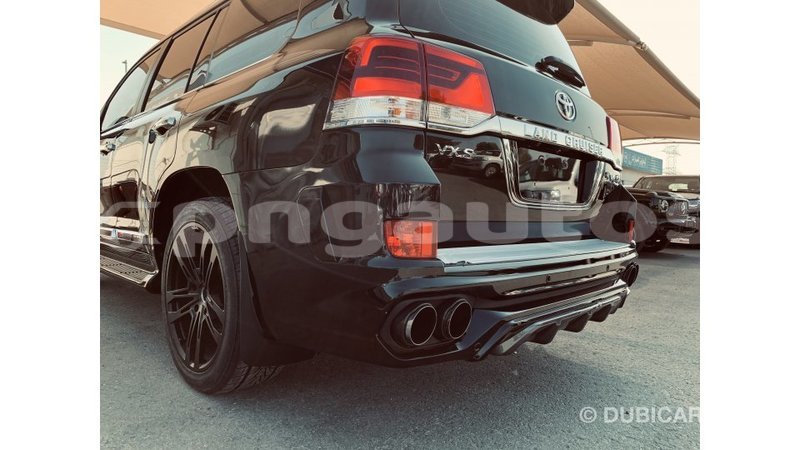 Big with watermark toyota land cruiser enga import dubai 4317