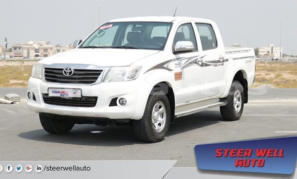Acheter Import Voiture Toyota Hilux Blanc à Import - Dubai, Enga Acheter Import Voiture Toyota Hilux Blanc à Import - Dubai, Enga