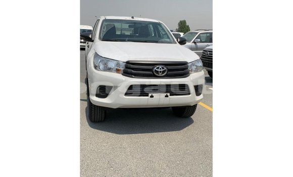 Buy Import Toyota Hilux White Car in Import - Dubai in Enga Buy Import Toyota Hilux White Car in Import - Dubai in Enga
