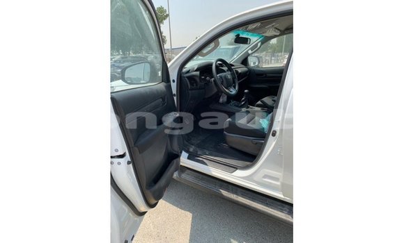 Buy Import Toyota Hilux White Car in Import - Dubai in Enga Buy Import Toyota Hilux White Car in Import - Dubai in Enga