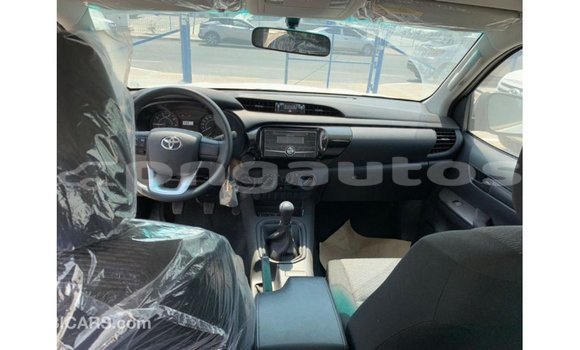 Buy Import Toyota Hilux White Car in Import - Dubai in Enga Buy Import Toyota Hilux White Car in Import - Dubai in Enga