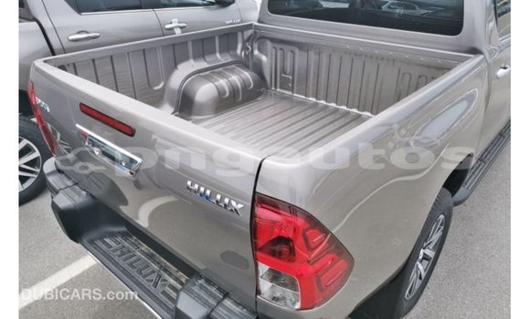 Buy Import Toyota Hilux Other Car in Import - Dubai in Enga Buy Import Toyota Hilux Other Car in Import - Dubai in Enga