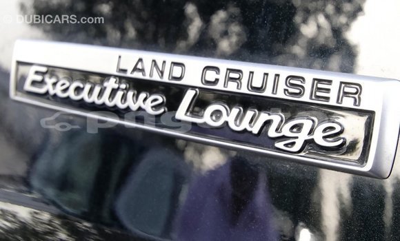 Buy Import Toyota Land Cruiser Other Car in Import - Dubai in Enga Buy Import Toyota Land Cruiser Other Car in Import - Dubai in Enga
