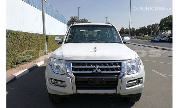 Buy Import Mitsubishi Pajero White Car in Import - Dubai in Enga Buy Import Mitsubishi Pajero White Car in Import - Dubai in Enga