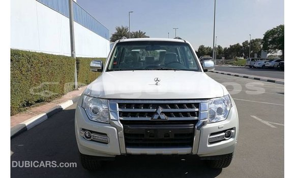 Buy Import Mitsubishi Pajero White Car in Import - Dubai in Enga Buy Import Mitsubishi Pajero White Car in Import - Dubai in Enga