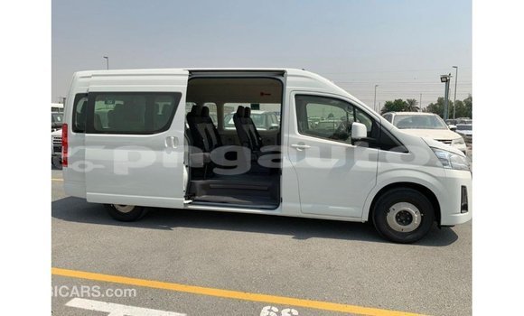Buy Import Toyota Hiace White Car in Import - Dubai in Enga Buy Import Toyota Hiace White Car in Import - Dubai in Enga