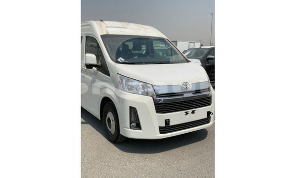 Buy Import Toyota Hiace White Car in Import - Dubai in Enga Buy Import Toyota Hiace White Car in Import - Dubai in Enga