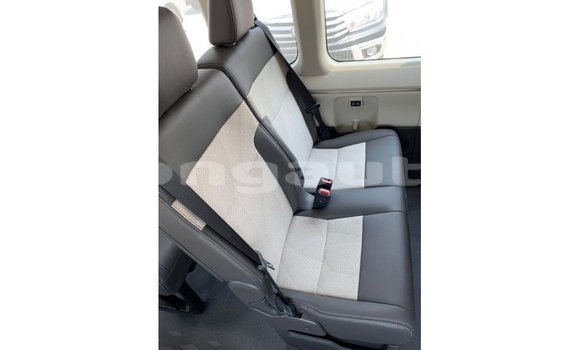 Buy Import Toyota Hiace White Car in Import - Dubai in Enga Buy Import Toyota Hiace White Car in Import - Dubai in Enga