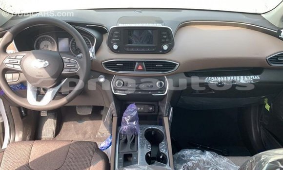 Buy Import Hyundai Santa Fe White Car in Import - Dubai in Enga Buy Import Hyundai Santa Fe White Car in Import - Dubai in Enga