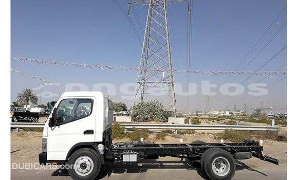 Buy Import Mitsubishi L400 White Truck in Import - Dubai in Enga Buy Import Mitsubishi L400 White Truck in Import - Dubai in Enga