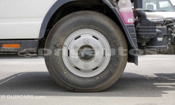 Buy Import Mitsubishi L400 White Truck in Import - Dubai in Enga Buy Import Mitsubishi L400 White Truck in Import - Dubai in Enga