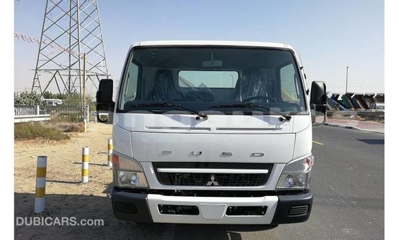 Buy Import Mitsubishi L400 White Truck in Import - Dubai in Enga Buy Import Mitsubishi L400 White Truck in Import - Dubai in Enga